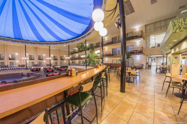 Holiday Inn DES MOINES-AIRPORT/CONF CENTER (Des Moines)